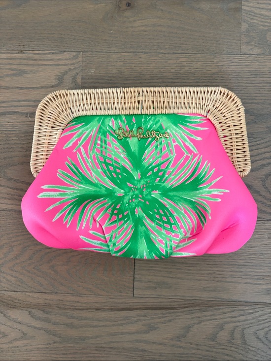 Lilly Pulitzer Handbags - Lilly Pulitzer Hot Pink Clutch with Green Palm Motif